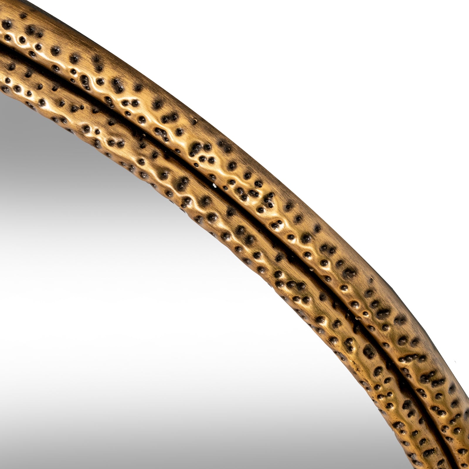 Nahla Mirror With Dimpled Frame